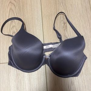 Victoria’s Secret Body by Victoria lined perfect coverage 34D